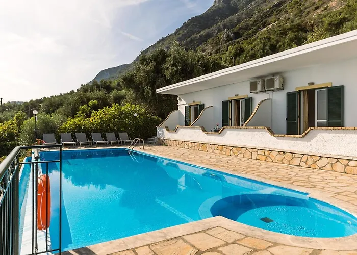 Four-bedroom Eleni By Konnect, With Private Pool & Stunning Seaview Villa