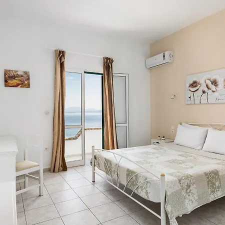 Four-bedroom Eleni By Konnect, With Private Pool & Stunning Seaview Barbati