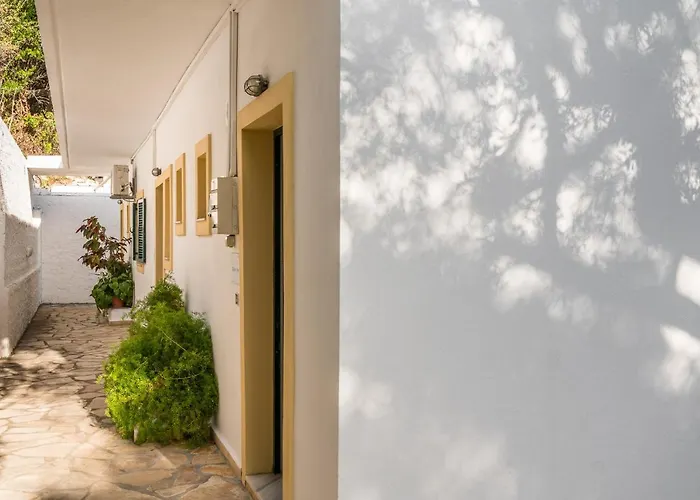Four-bedroom Eleni By Konnect, With Private Pool & Stunning Seaview Villa