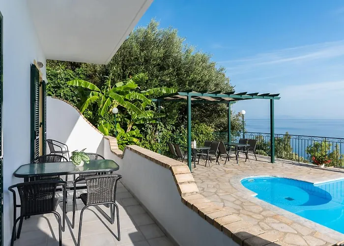 Four-bedroom Eleni By Konnect, With Private Pool & Stunning Seaview * Barbati